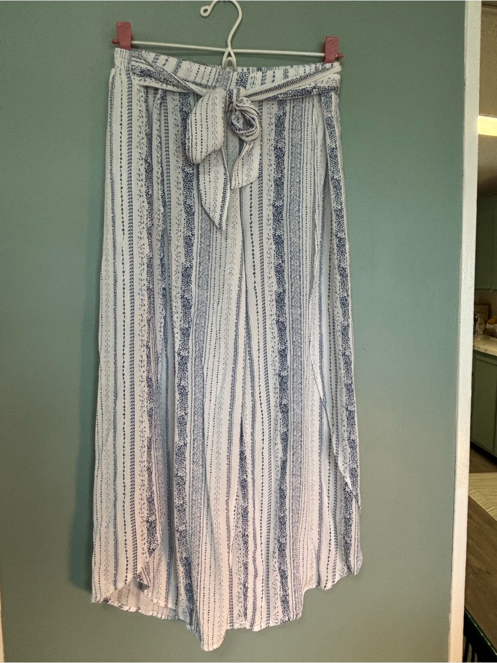 American Rag White and Blue Striped Wide-Leg Tie-Waist Pants